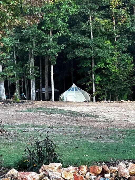 The Pisces-A Stargazing, Luxury Glamping Tent Rogersville Екстериор снимка